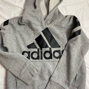 Adidas sweater boy size 8